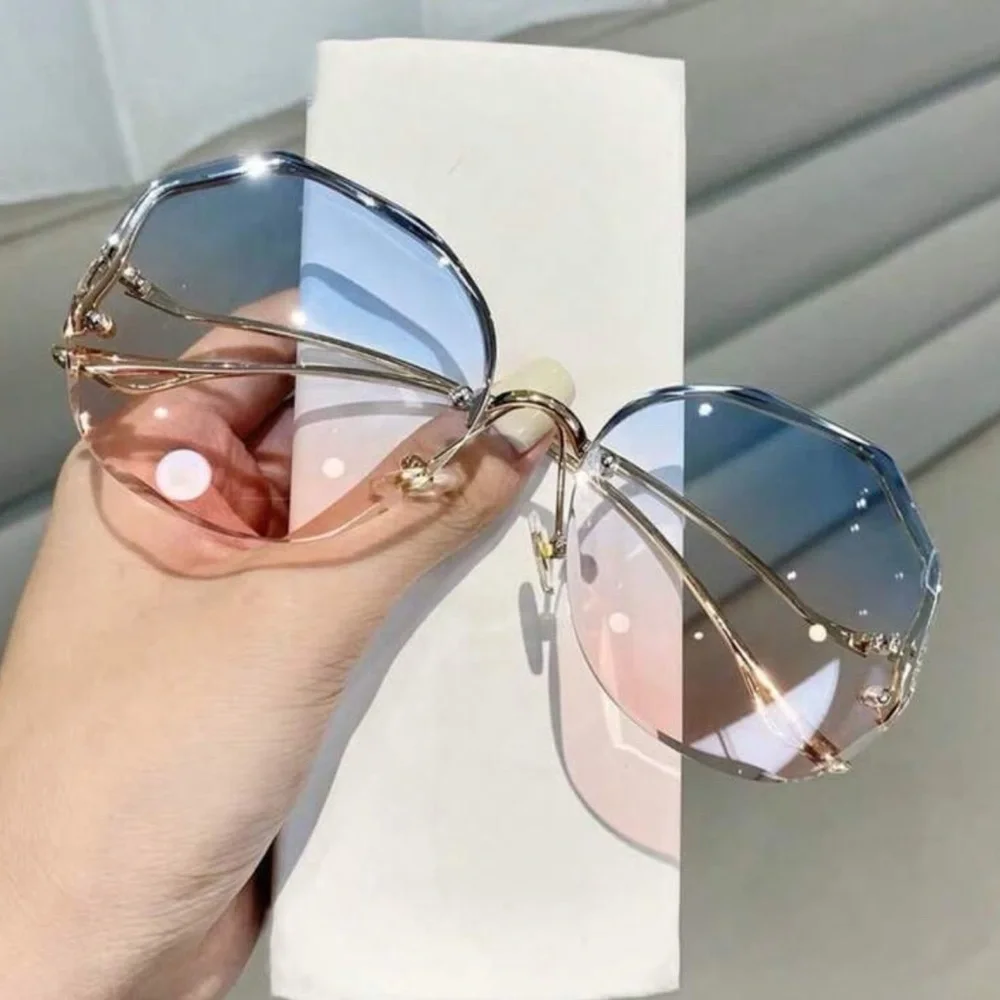 Bug Eye Large Colored Lens Sunnies Sunglasses - Picture 1 of 9